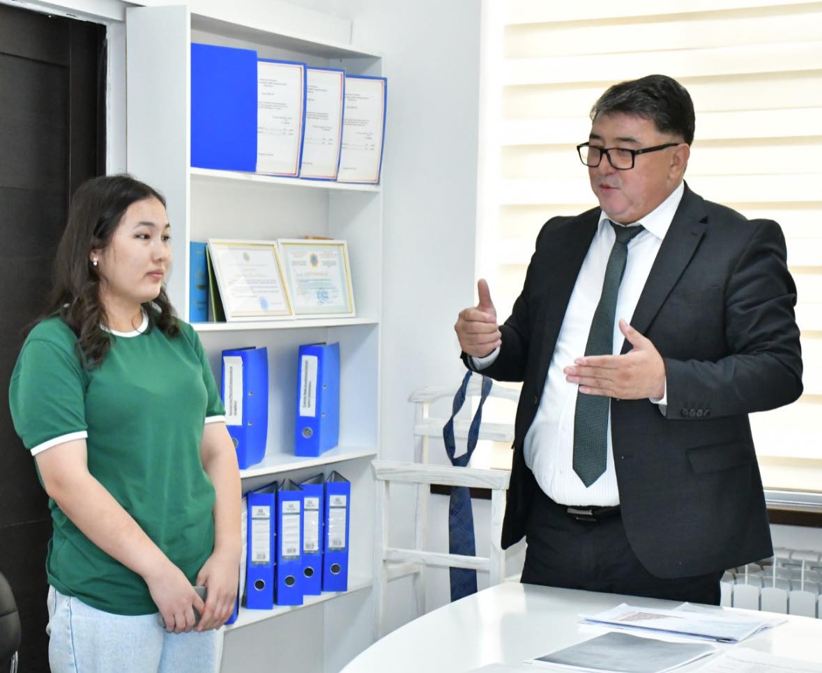 🎓ЖОҒАРЫ ОҚУ ОРНЫН ҮЗДІК БІТІРГЕН ТҮЛЕК МЕМЛЕКЕТТІК ҚЫЗМЕТКЕ КОНКУРССЫЗ ҚАБЫЛДАНДЫ
