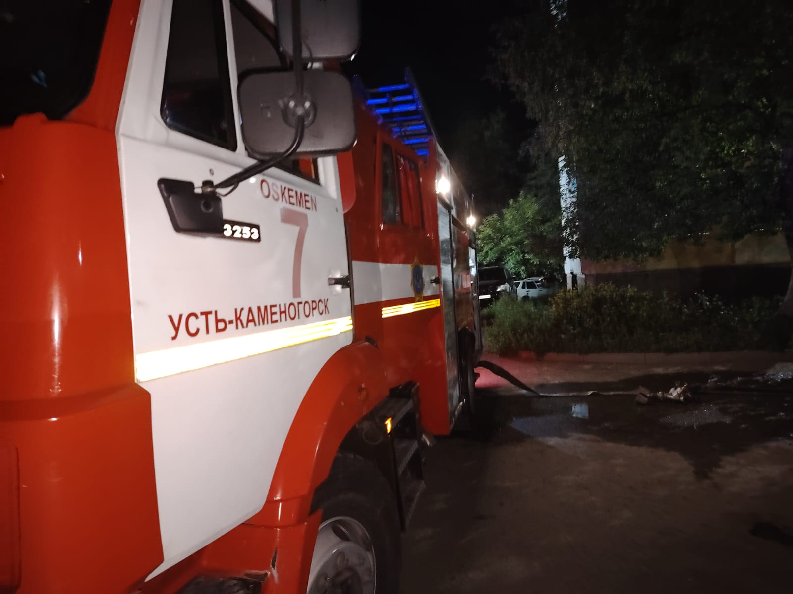 ТЖМ қызметкерлері өрт кезінде 16 адамды эвакуациялады