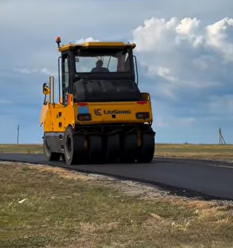Меңдіқара ауданында Қостанай облысы әкімінің тапсырмасы бойынша инфрақұрылымды жақсарту бойынша жұмыстар жүргізілуде.