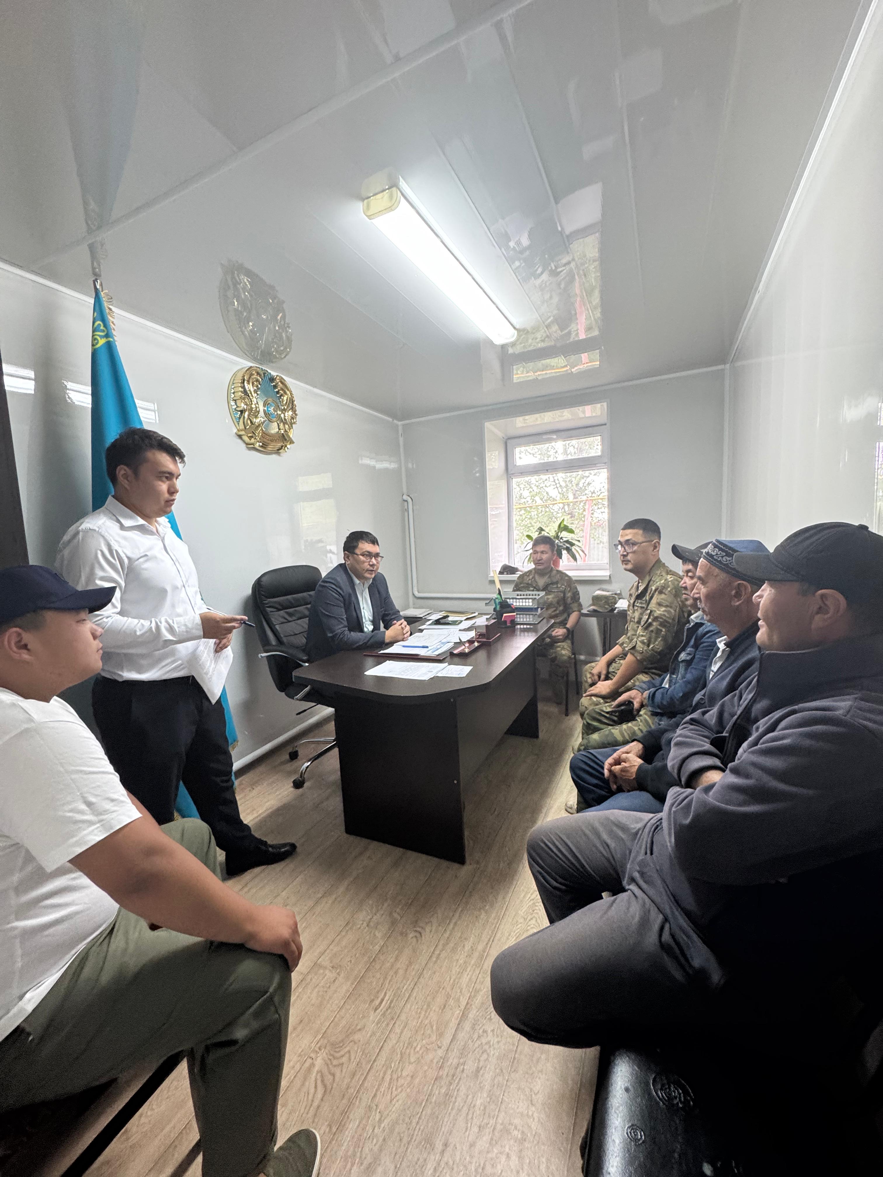 Қарағаш ауылдық округінде әскерге шақырылушылармен зерделеу жұмыстары жүргізілді.