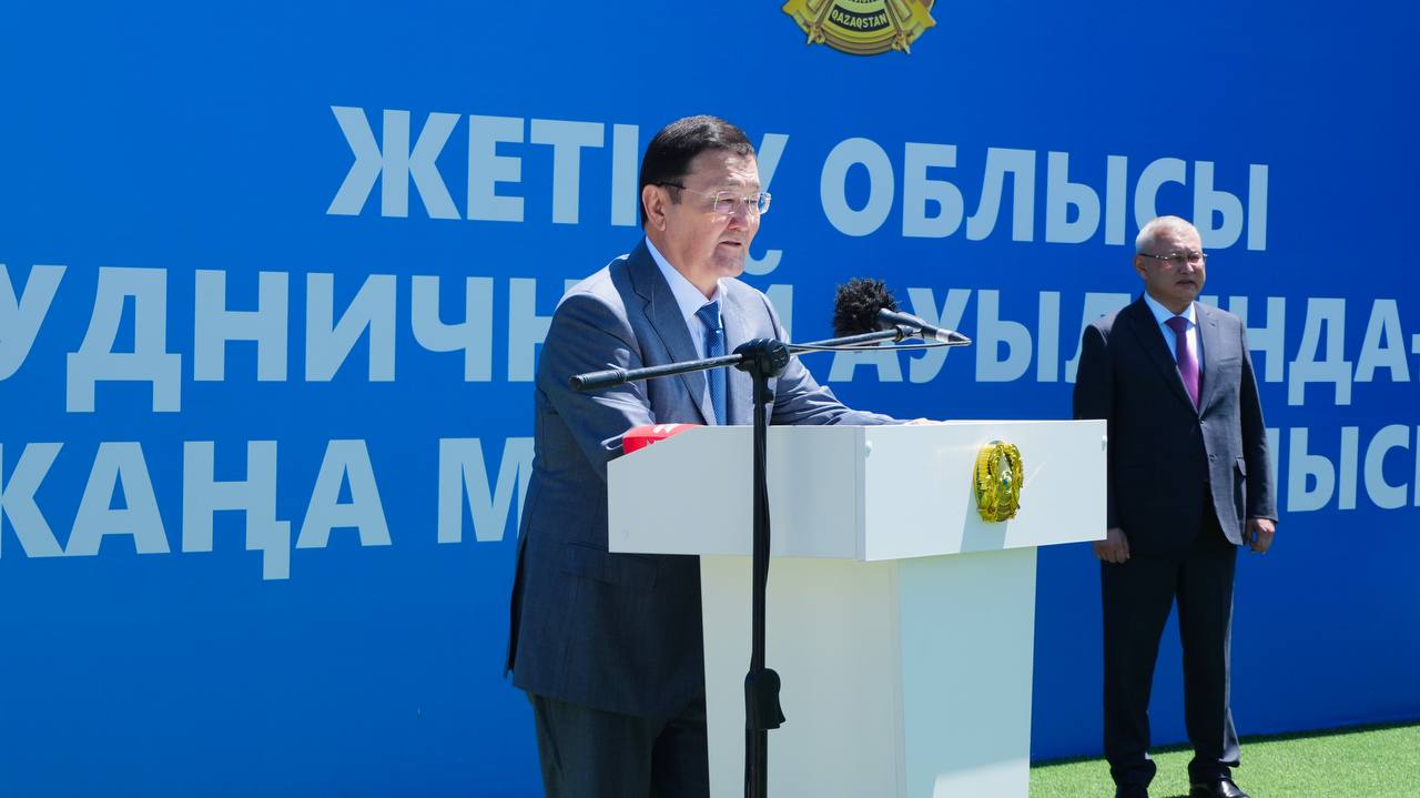 Генеральный Прокурор в области Жетісу заложил «капсулу памяти» на месте строительства школы и встретился с общественностью