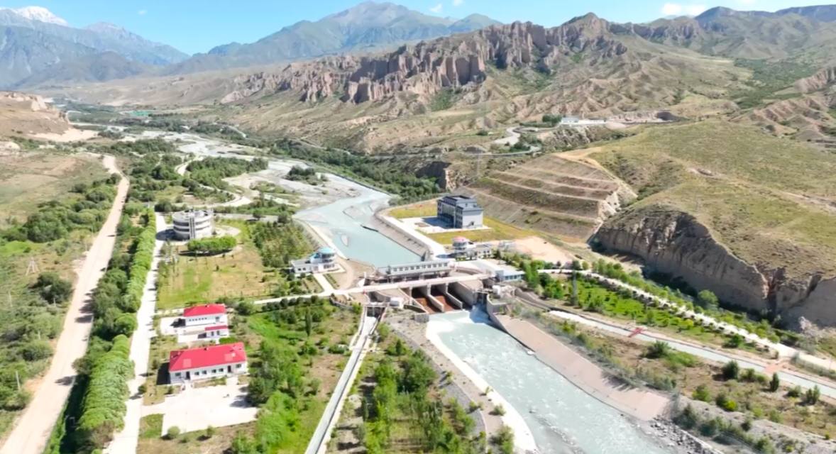 Су ресурстары және ирригация вице-министрі Ерболат Ибрайханов Жетісу облысында жұмыс сапарымен болып, үш жаңа су қоймасы салынуы мүмкін орындарды аралады