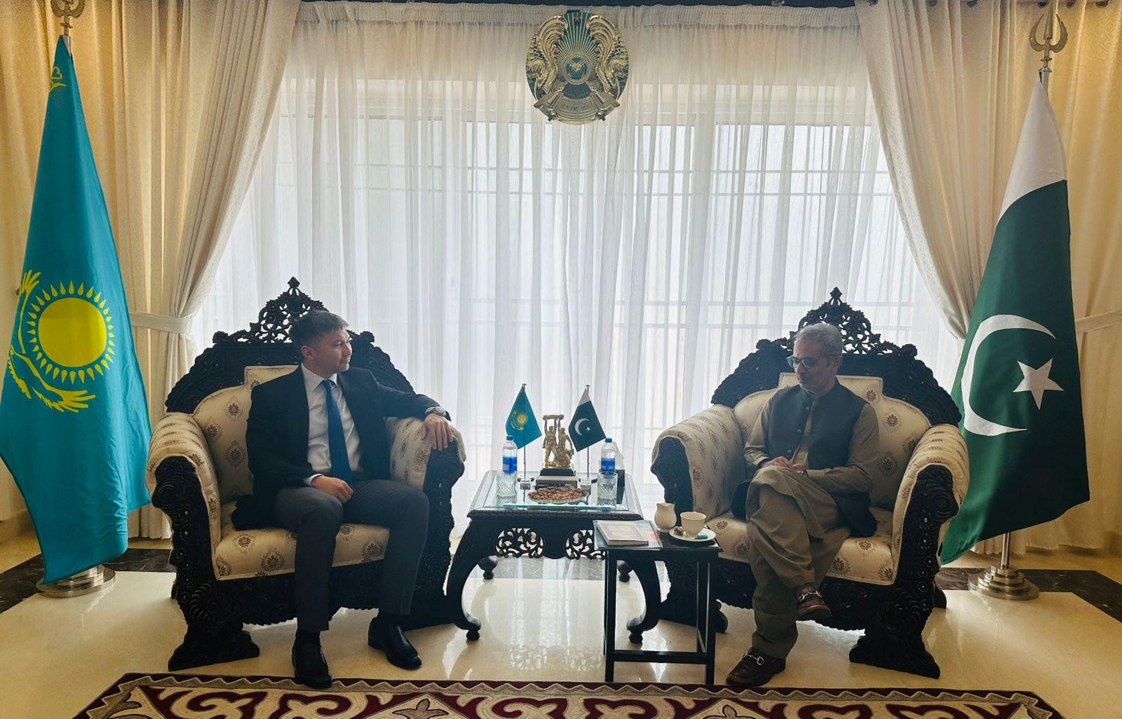 Қазақстан Елшісі PRIME сараптамалық орталығымен Қазақстан мен Пәкістанның көлік әлеуеті жөнінде пікір алмасты