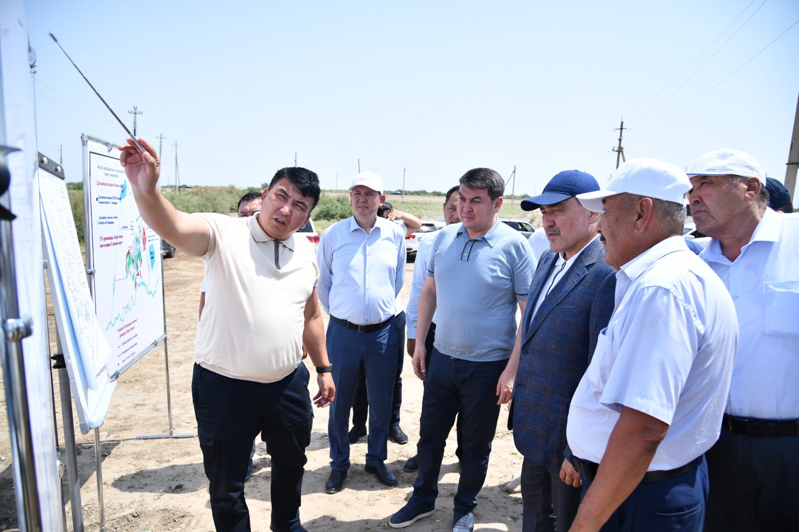 ҚР СУ РЕСУРСТАРЫ ЖӘНЕ ИРРИГАЦИЯ МИНИСТРІ ОТЫРАР АУДАНЫНА АРНАЙЫ ЖҰМЫС САПАРЫМЕН КЕЛДІ