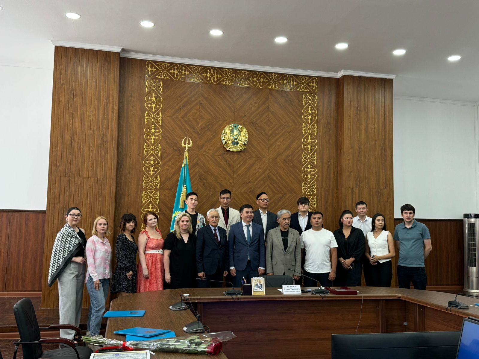 БАҚ өкілдері қала әкімі атынан марапатқа ие болды.
