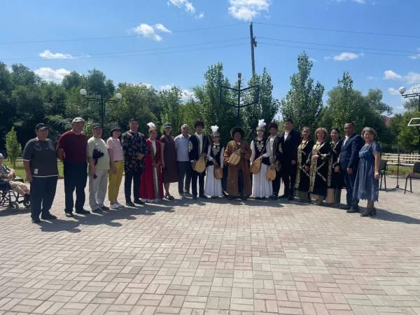 6 шілде күні Тобыл "Ұлт рухы" аллеясында Астана күні мен Ұлттық домбыра күніне орай мерекелік іс-шара өтті.