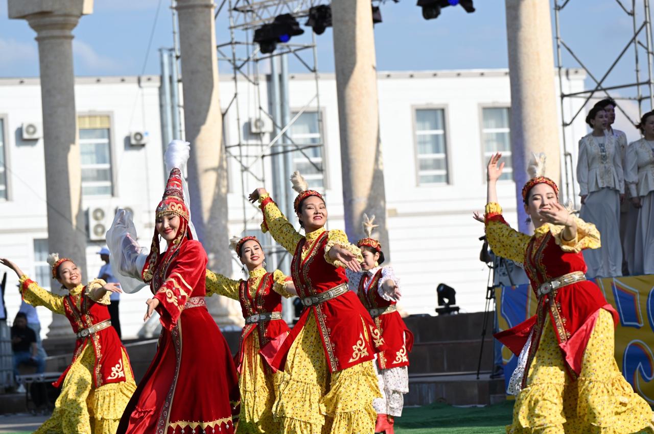 Ақтөбеде домбыраның сазы мен Астананың ажары тоғысқан кеш өтті