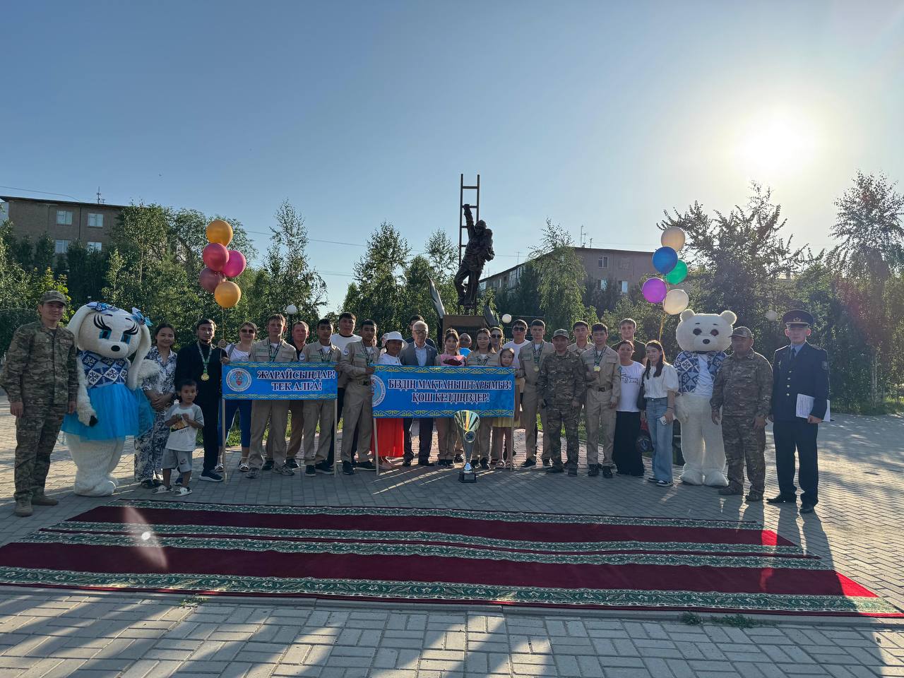 Юных спасателей, вернувшихся с победой, в Актобе встретили с особыми почестями