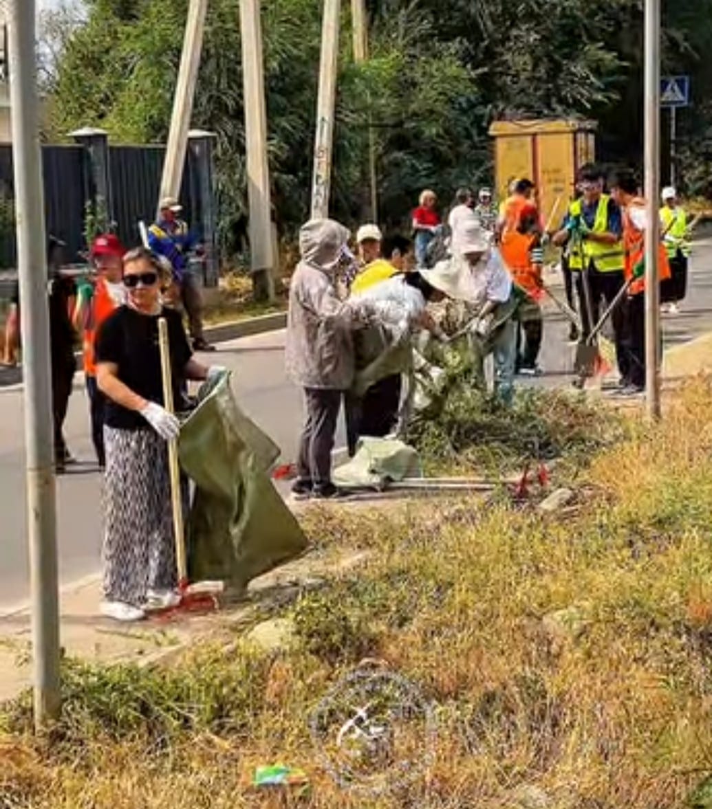 Таза Қазақстан: Қайрат шағынауданындағы сенбілік