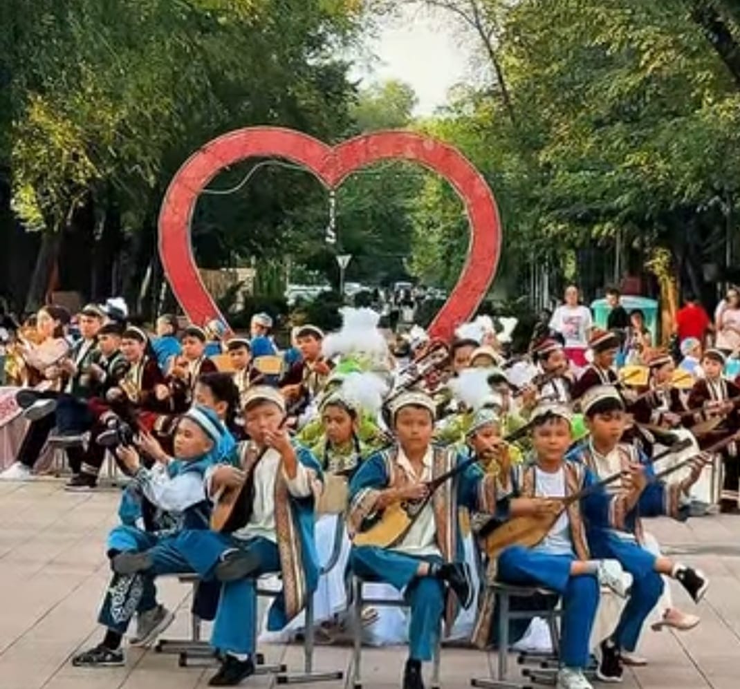 Домбыра күні