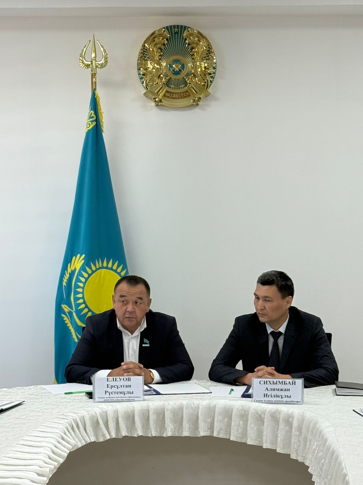 АУДАНДЫҚ МӘСЛИХАТТА Сауран аудандық мәслихатының депутаттары мен аудан халқының назарына!