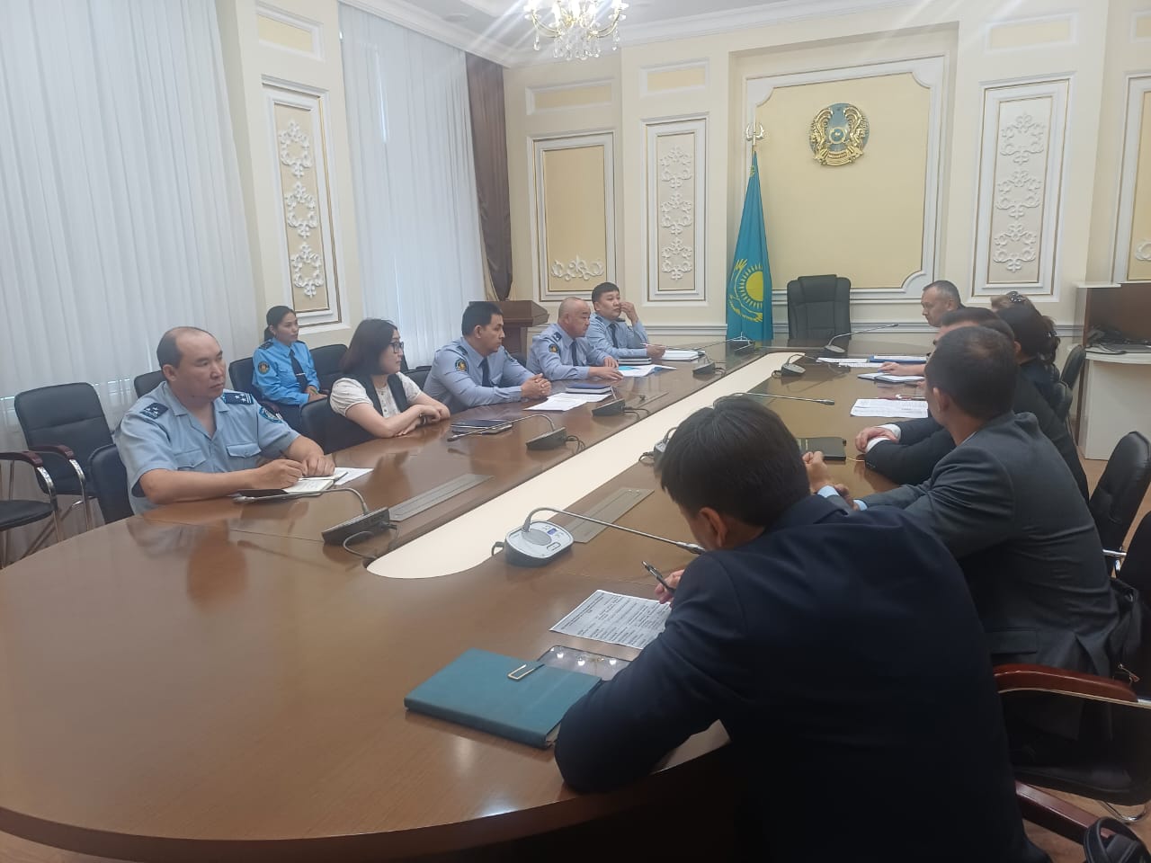 Сотталған азаматтарды жұмыспен қамту мәселелері бойынша облыстық әкімдікте жұмыс кездесуі өтті