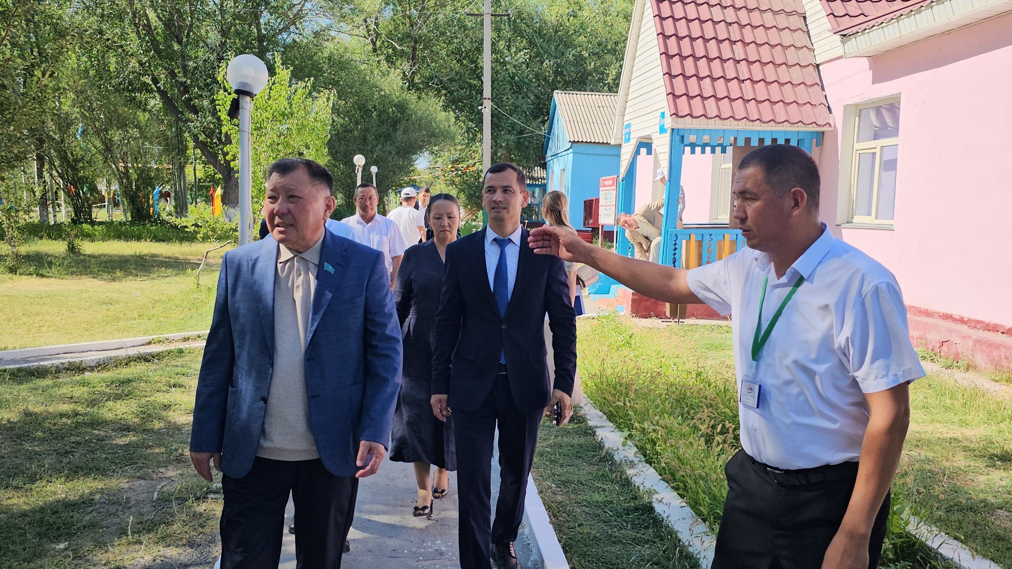 ХАЛЫҚ ҚАЛАУЛЫЛАРЫ БАЛАЛАР ТЫНЫҒУ ОРЫНДАРЫНЫҢ ЖҰМЫСЫМЕН ТАНЫСТЫ