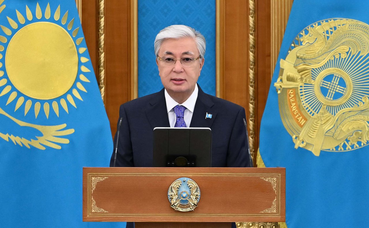 Президент су шаруашылығы қызметкерлерін кәсіби мерекесімен құттықтап, саланың дамуына елеулі үлес қосқан мамандарға мемлекеттік наградалар табыстады.