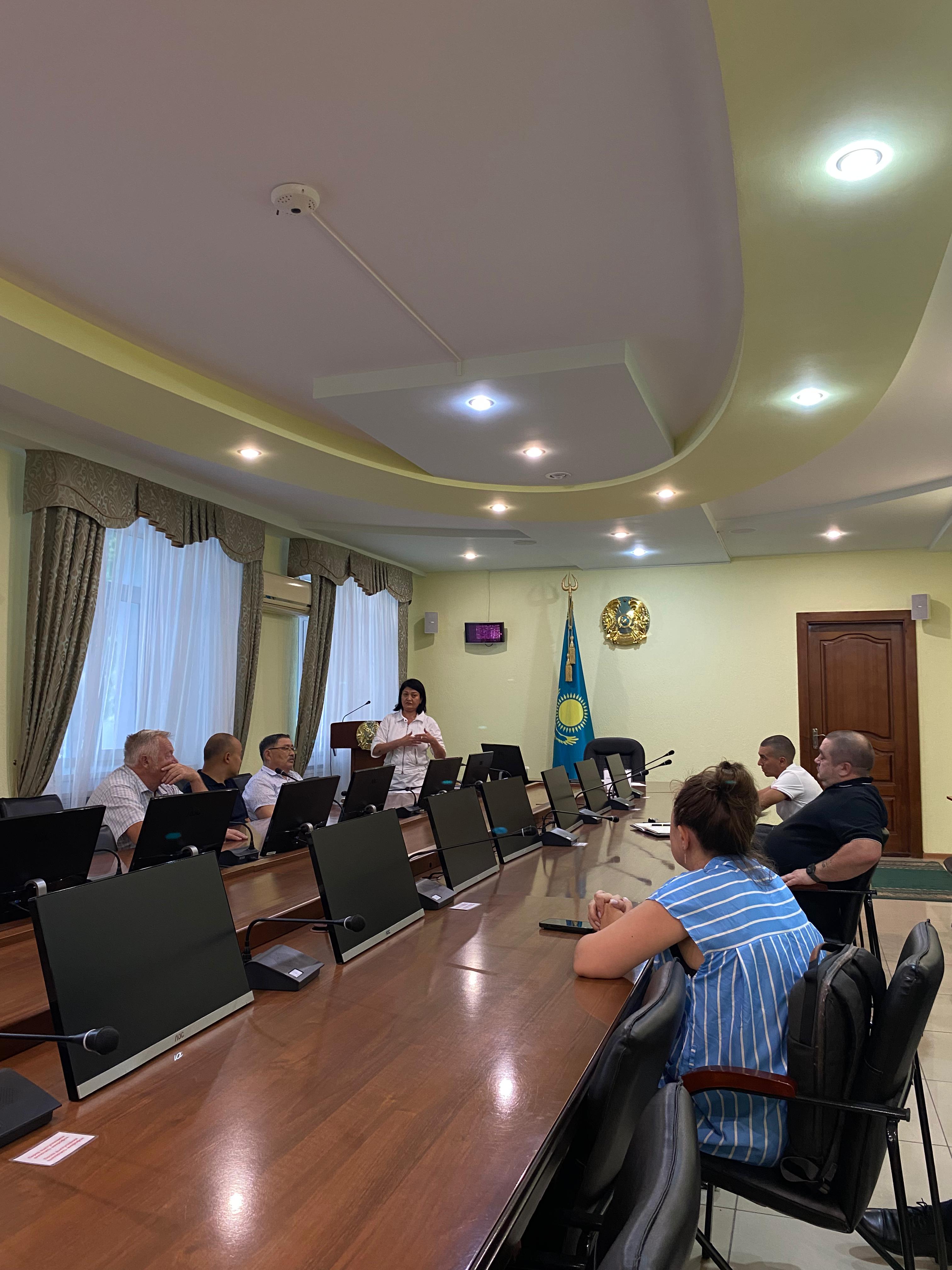 Бүгін шағын және орта бизнес өкілдерімен кезекті кездесу өтті.