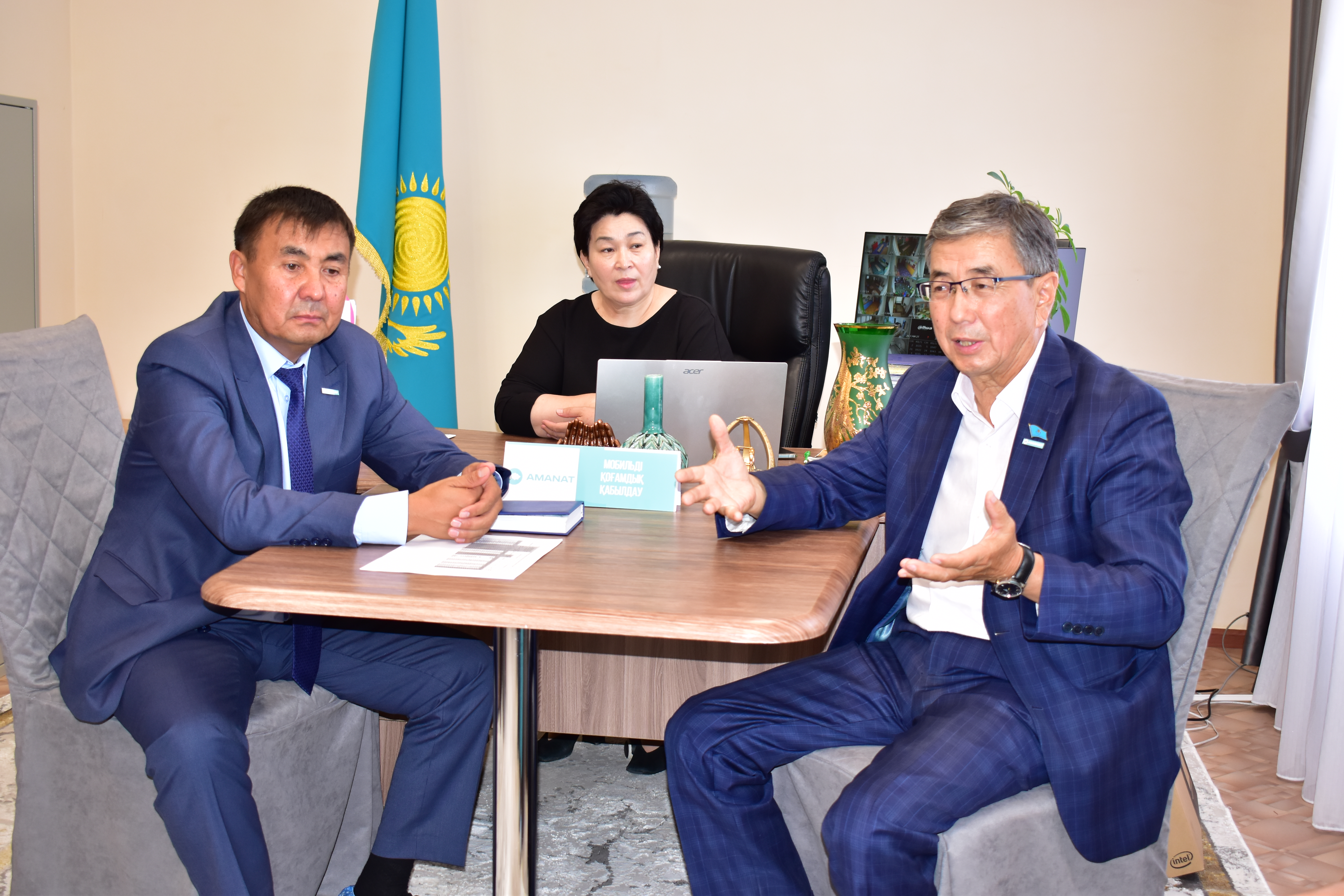 “AMANAT” партиясы Қосшы қалалық филиалының мобильді қоғамдық қабылдауы өтті