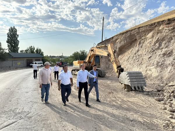 АҚСУКЕНТ — АҚБҰЛАҚ АУЫЛЫ БАҒЫТЫНДАҒЫ АЙНАБҰЛАҚ КӨШЕСІН КЕҢЕЙТУ ЖҰМЫСТАРЫМЕН ТАНЫСТЫ