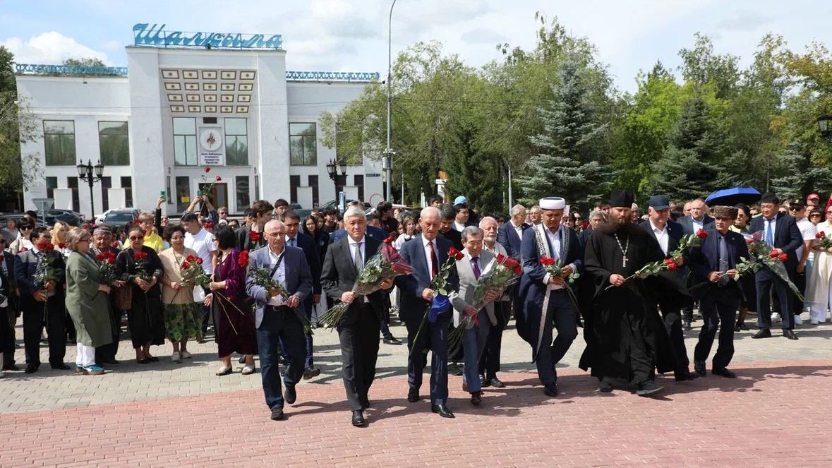Абай жолы: Қарағанды облысында ұлы ақынның 180 жылдығын тойлап жатыр
