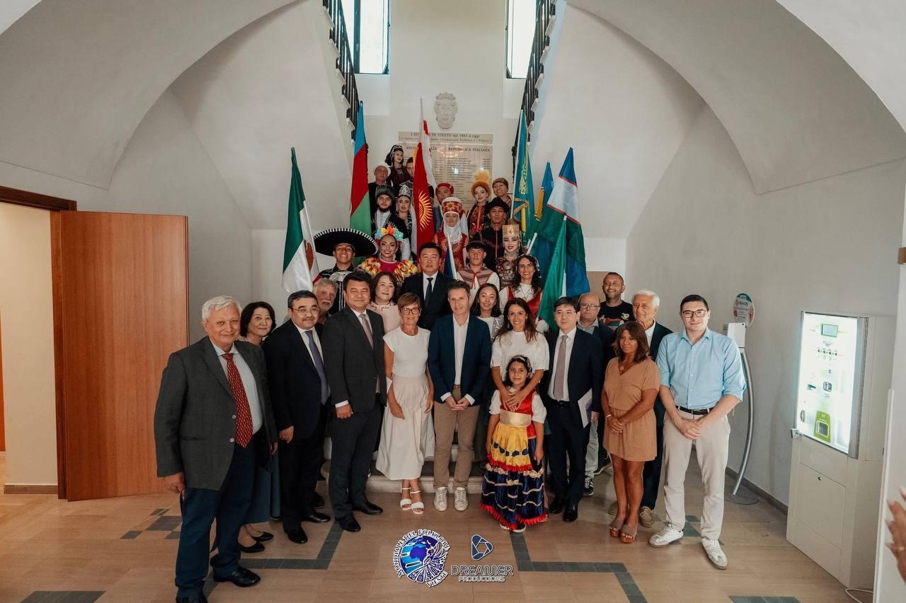 Қазақтың биі мен әндері Апулиядағы Бүкіләлемдік фольклорлық фестивальде орындалды