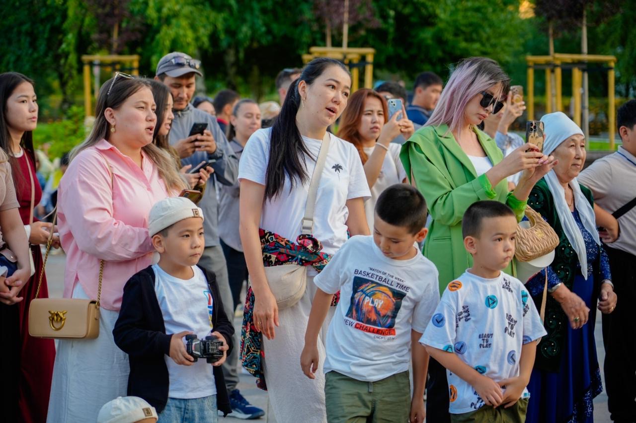 Абайдың 180 жылдығы: Астанада «Домбыра party» кеші өтті