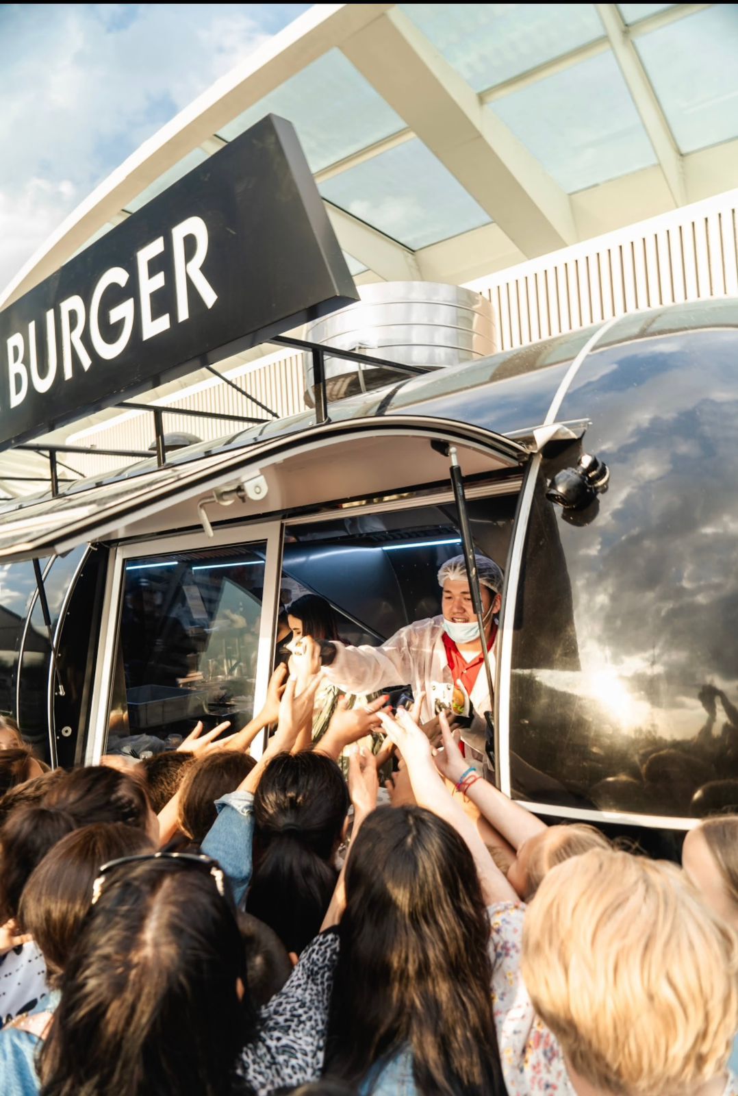 Алматыдағы Дженнифер Лопестің концертіне ауқымды фуд-корт ашылады