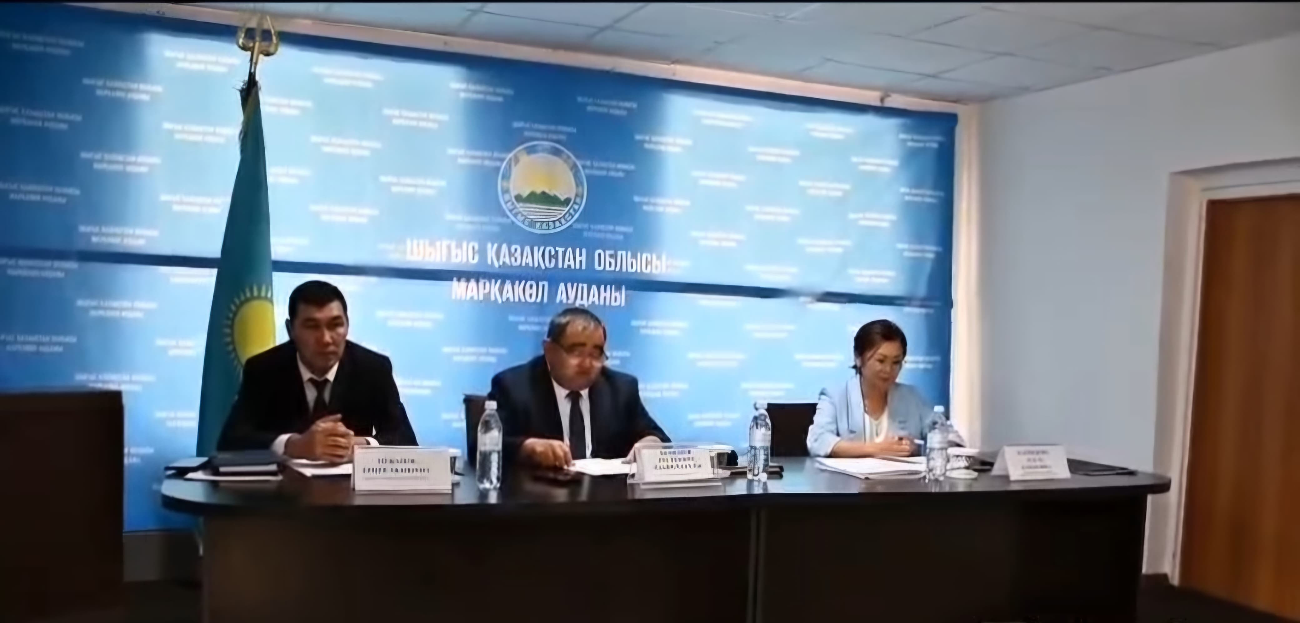 Аудан әкімі Кемешев Рүстембек Набиолдинович төрағалығымен аудан әкімдігінің кезекті отырысы өтті.