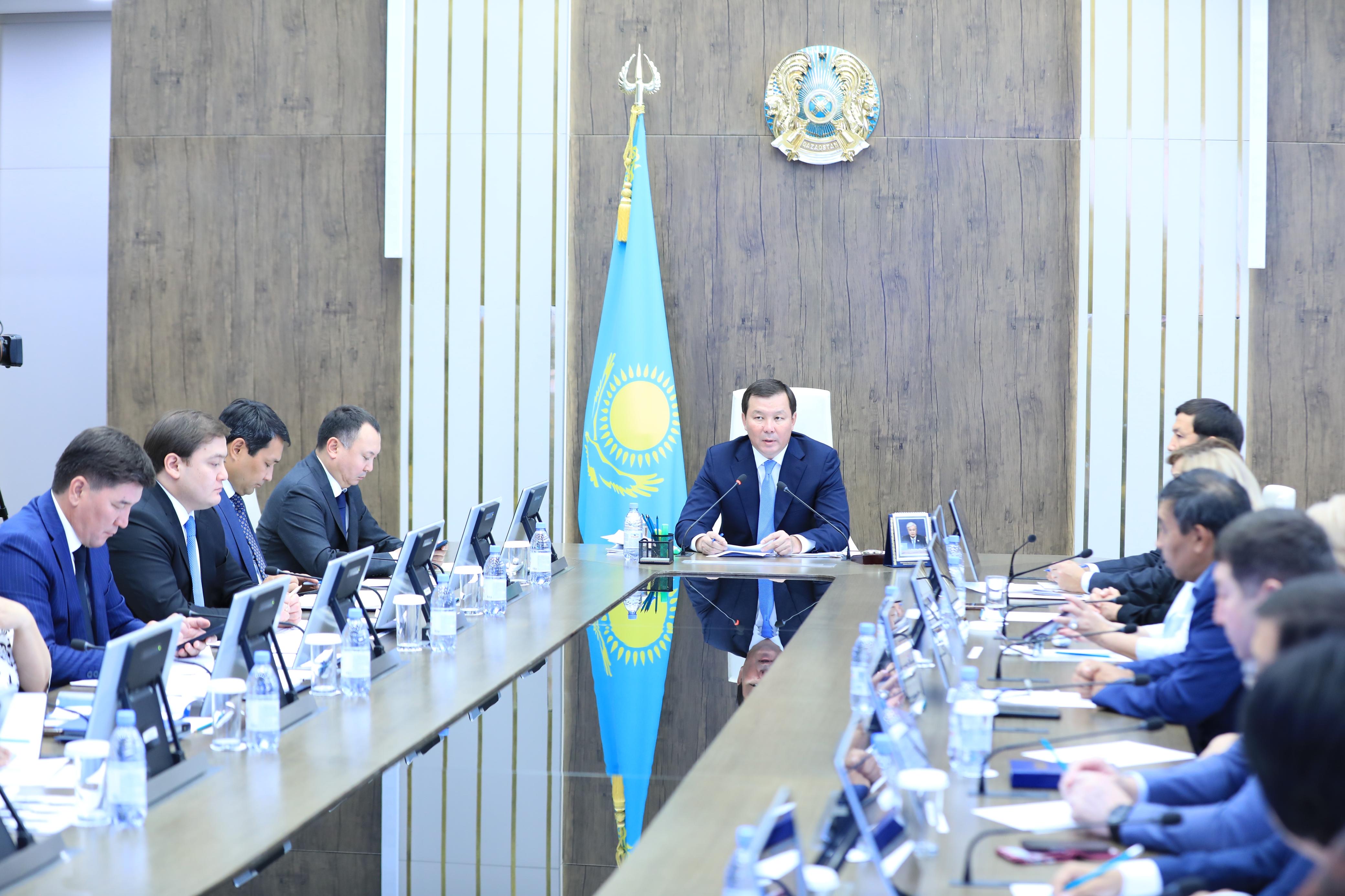 Ақтөбеде қаланың негізгі жобалары талқыланды