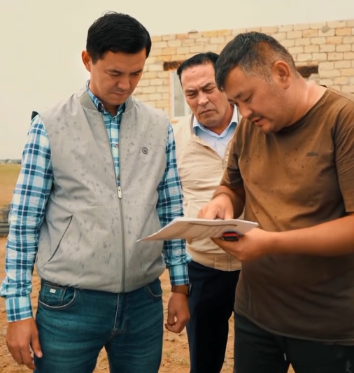 АУДАН ОРТАЛЫҒЫНДА ҚАЙТА ӨҢДЕУ БАҒЫТЫНДА МАЛ СОЮ ЦЕХЫНЫҢ ҚҰРЫЛЫСЫ БАСТАЛДЫ