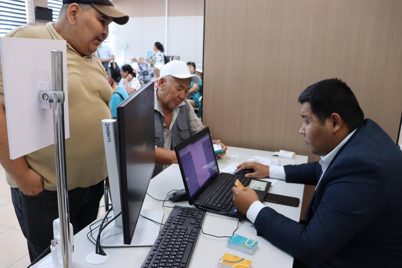 «Айтылды-орындалды»: Ақтауда қоғамдық көліктерде тегін және жеңілдікпен жүру жүйесі іске қосылды
