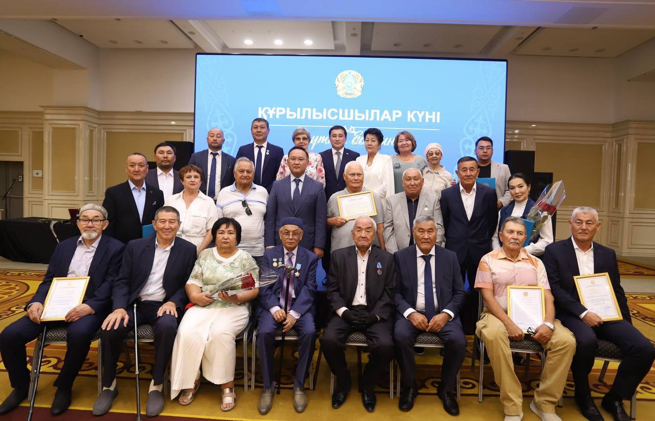 Маңғыстауда құрылысшылар күні аталып өтті