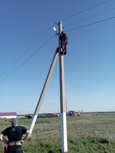 Көше жарығын жөндеу жұмыстары
