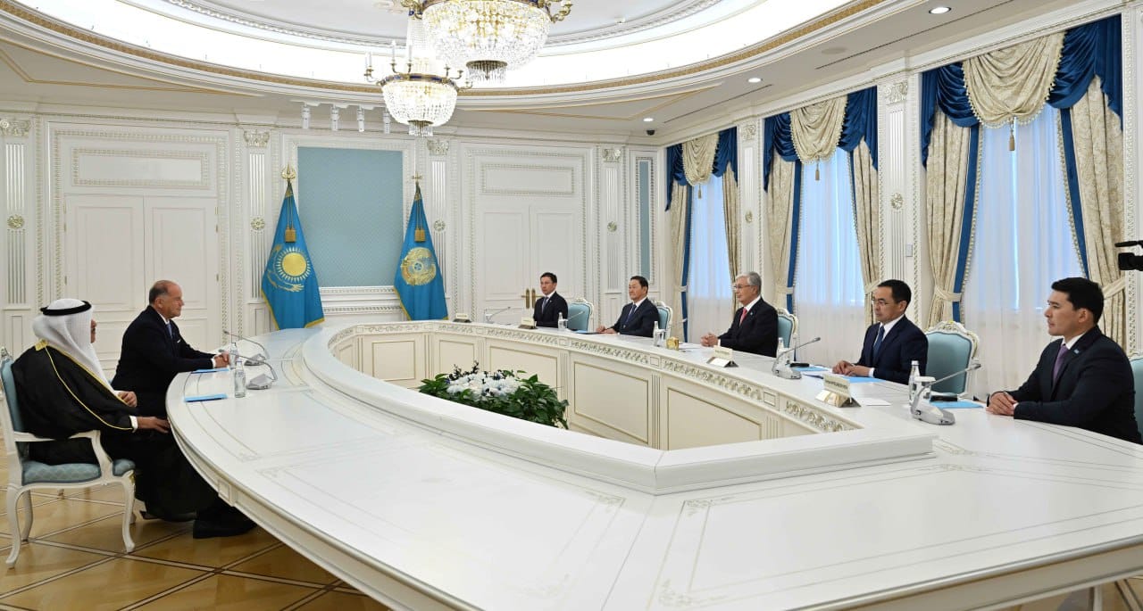 Мемлекет басшысы Халықаралық нысана көздеу федерациясы (ISSF) және Нысана көздеуден Азия конфедерациясының (ASC) жетекшілерін қабылдады