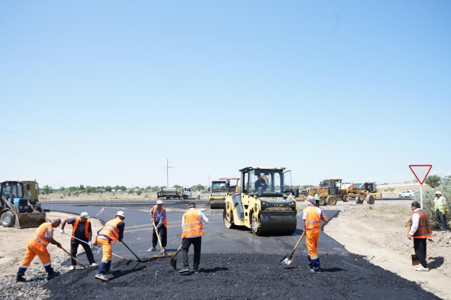 Жетісу облысында үш жылда 590 км облыстық, 603 км ауылішілік жолдар жөнделіп, туризмнің дамуына ықпал етті
