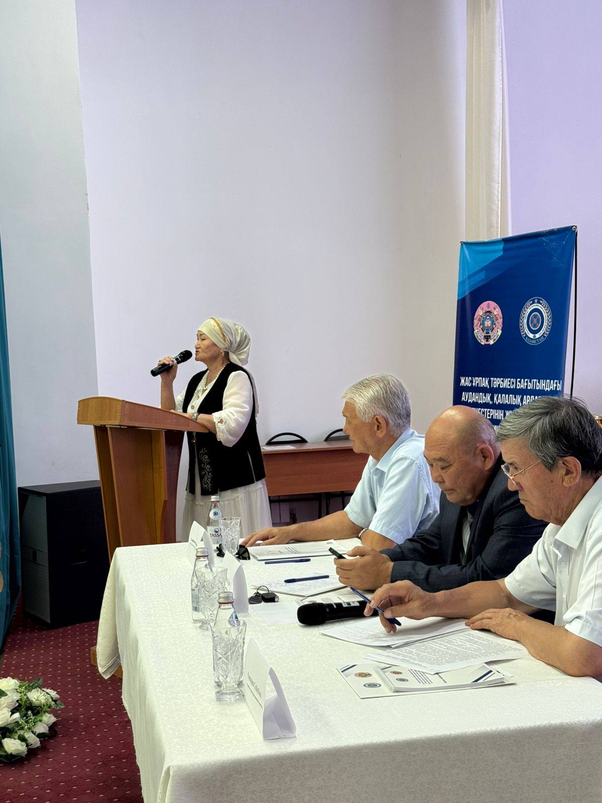 МЫРЗАКЕНТТЕ ЖАСТАР МЕН АРДАГЕРЛЕРДІҢ ТАҒЫЛЫМДЫ КЕЗДЕСУІ ӨТТІ