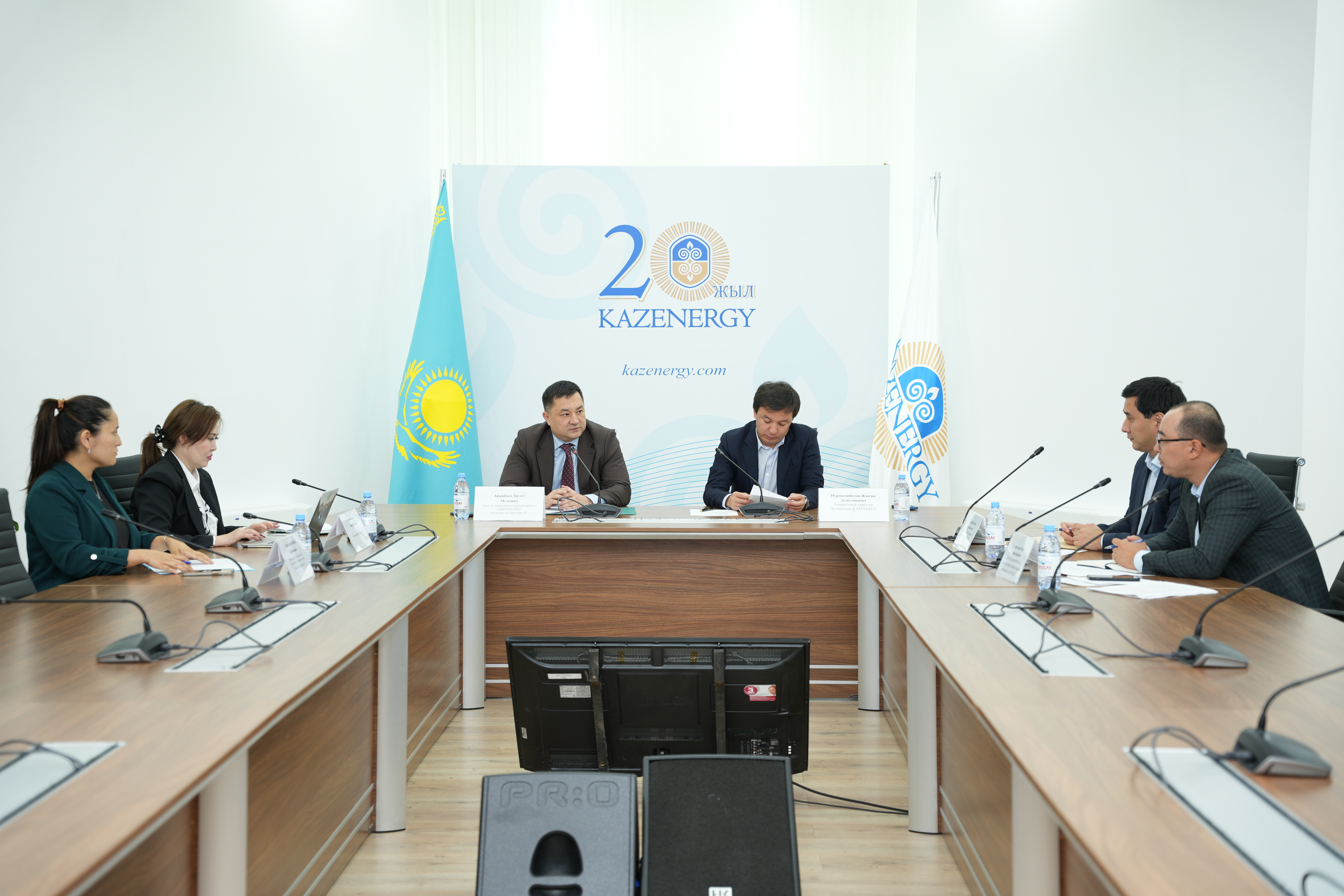 На площадке KAZENERGY обсуждалось влияние на отрасль поправок, принятых новым Налоговым кодексом
