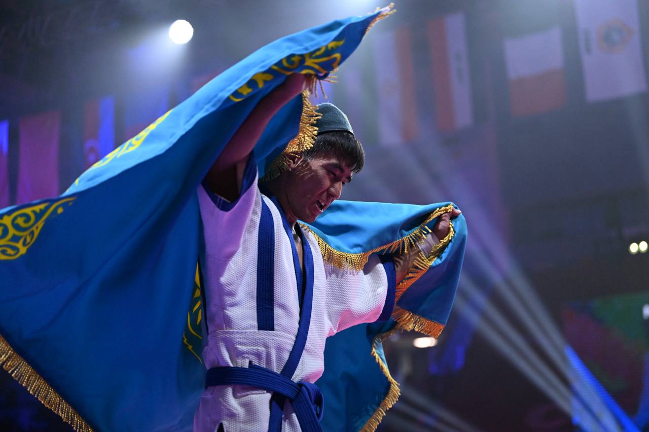 8 алтын, 6 күміс және 2 қола: Қазақ күресінен әскерилер арасындағы алғашқы әлем чемпионатында Қазақстан құрамасы үздік шықты