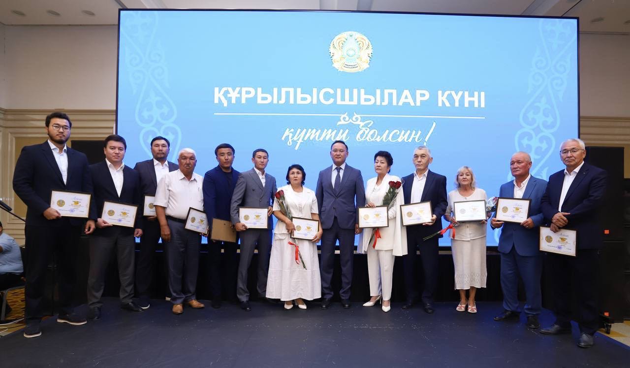 Маңғыстауда құрылысшылар күні аталып өтті