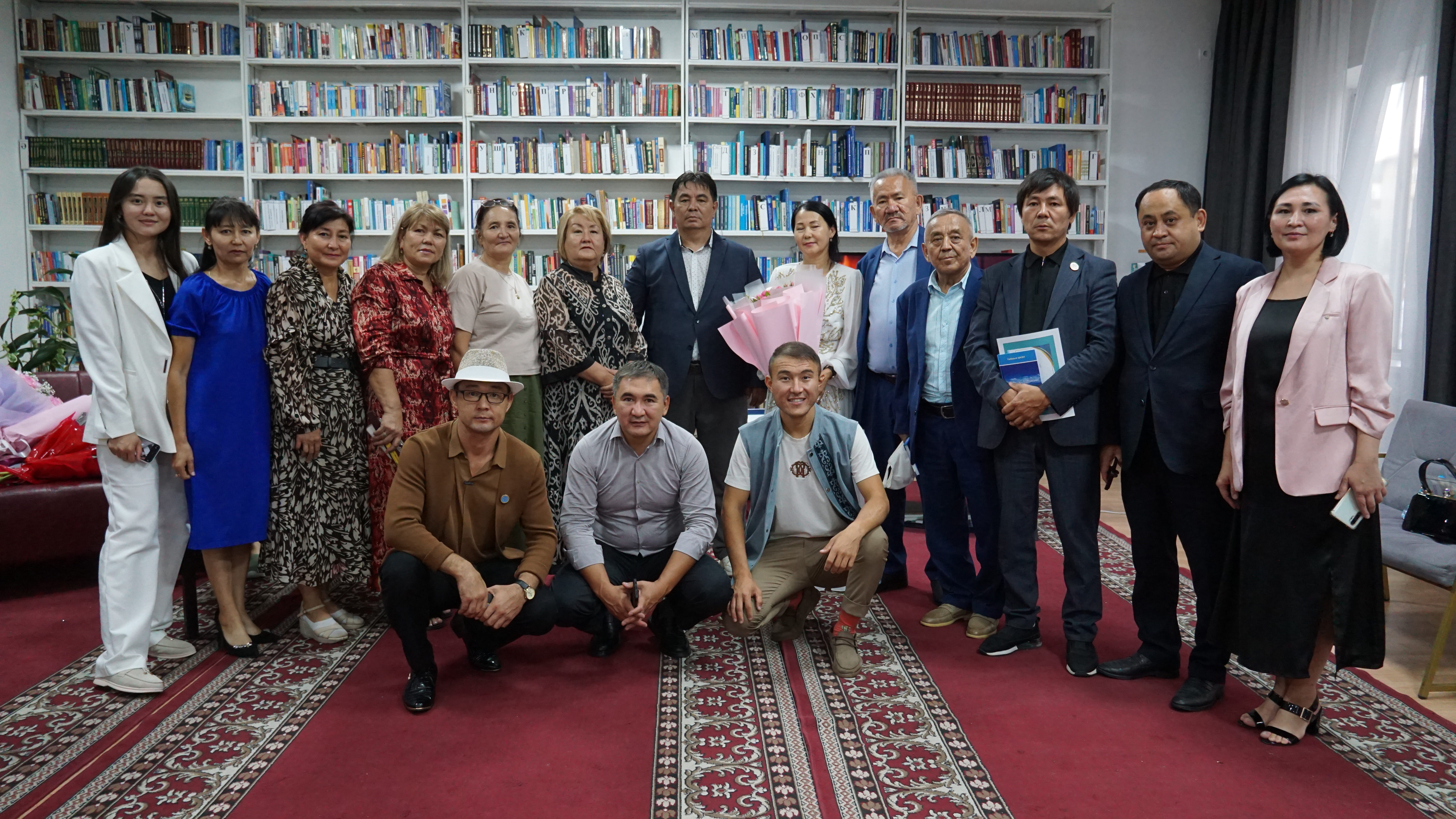 «Жүректегі жетіген жыр» атты кездесу кеші өтті