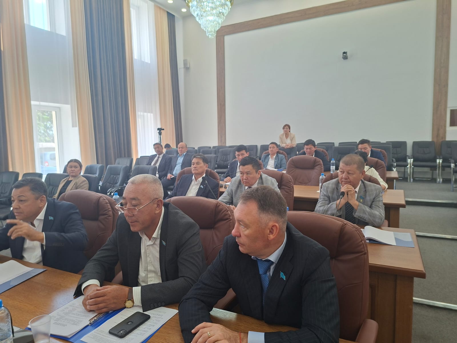 THE 28TH REGULAR SESSION OF THE MASLIKHAT