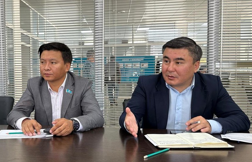 Азаматтарды қабылдау