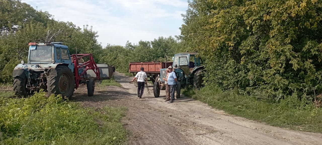 Пресноредут ауылдық округі бойынша мектеп пен ауыл шаруашылығы тауарын өндірушілердің қатысуымен "Таза Қазақстан" республикалық экологиялық акциясы аясында "ЭКО сенбілік" экологиялық акциясы өтті