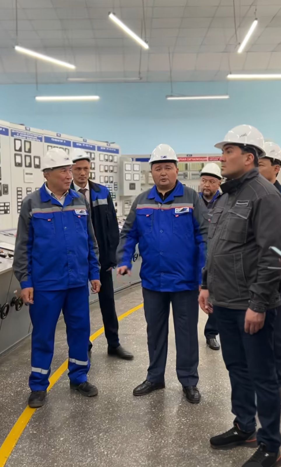 Надежность теплоснабжения ВКО: Ерлан Аккенженов проверил ход подготовки ТЭЦ региона к зиме.