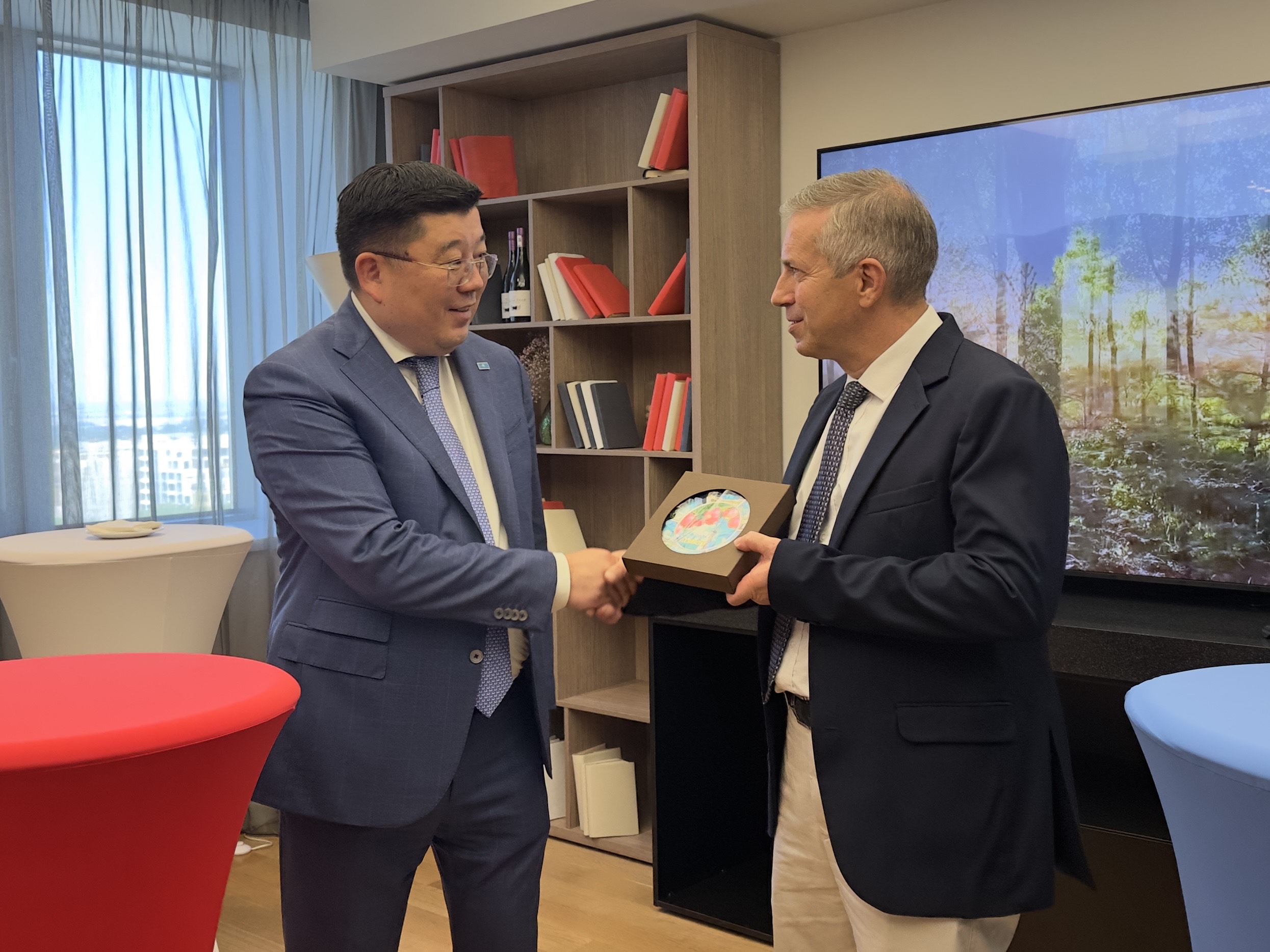 Францияның Бас консулының миссиясының аяқталуына арналған іс-шара
