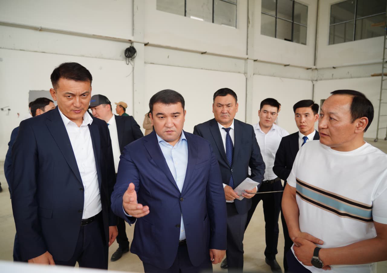 САУРАН АУДАНЫНДАҒЫ МАЛ БОРДАҚЫЛАУ АЛАҢЫНДА 600- ГЕ ЖУЫҚ ЖАҢА ЖҰМЫС ОРНЫ АШЫЛАДЫ