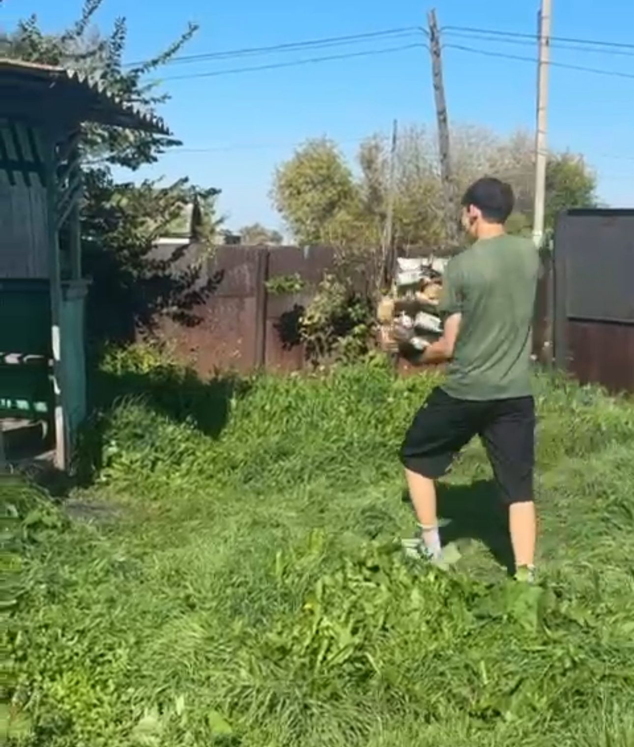 Сегодня волонтёры оказали помощь.