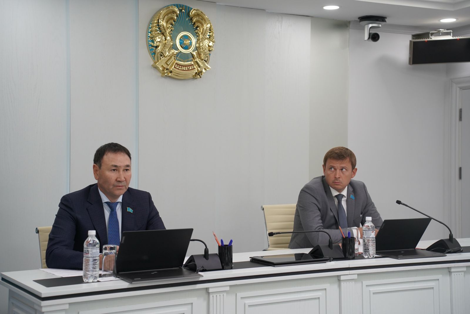 Қасбеттерді жөндеу, сыртқы жарнама, көшелерді, үйлерді жарықтандыру (27.08.2025)