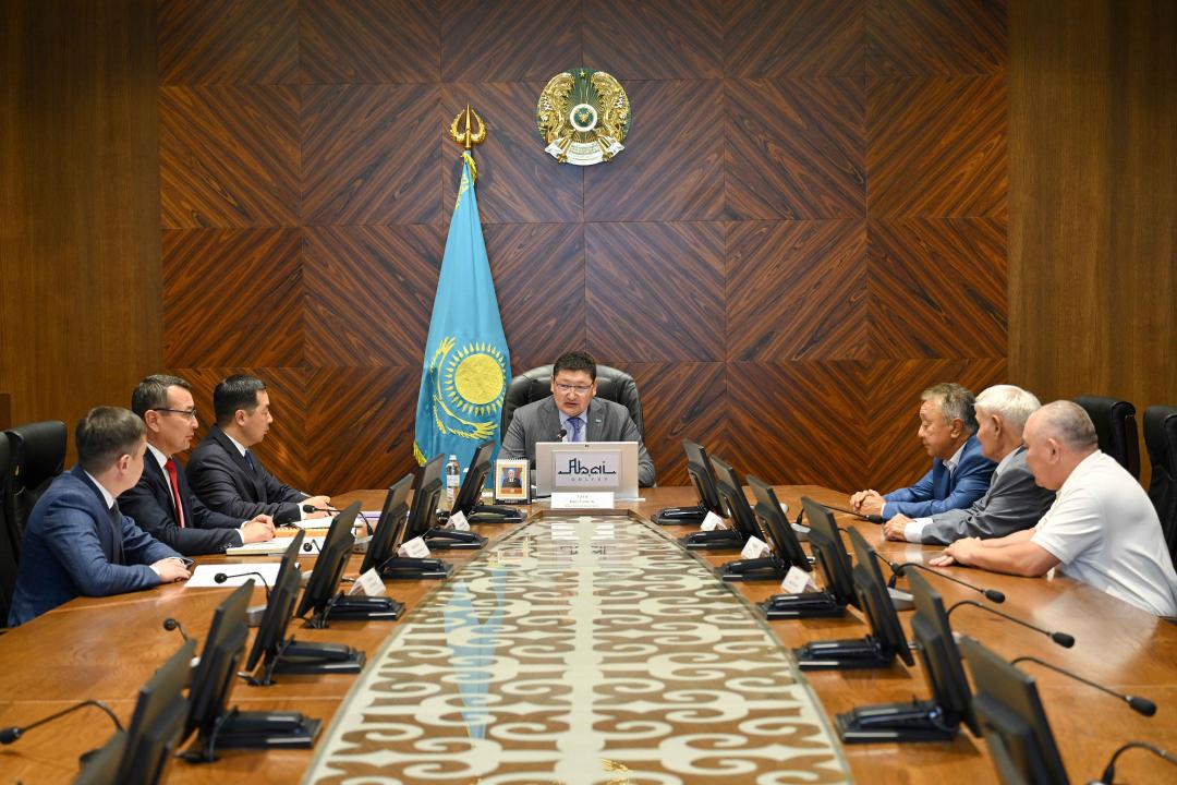 В области Абай ведется работа по выведению бескарагайской породы лошадей