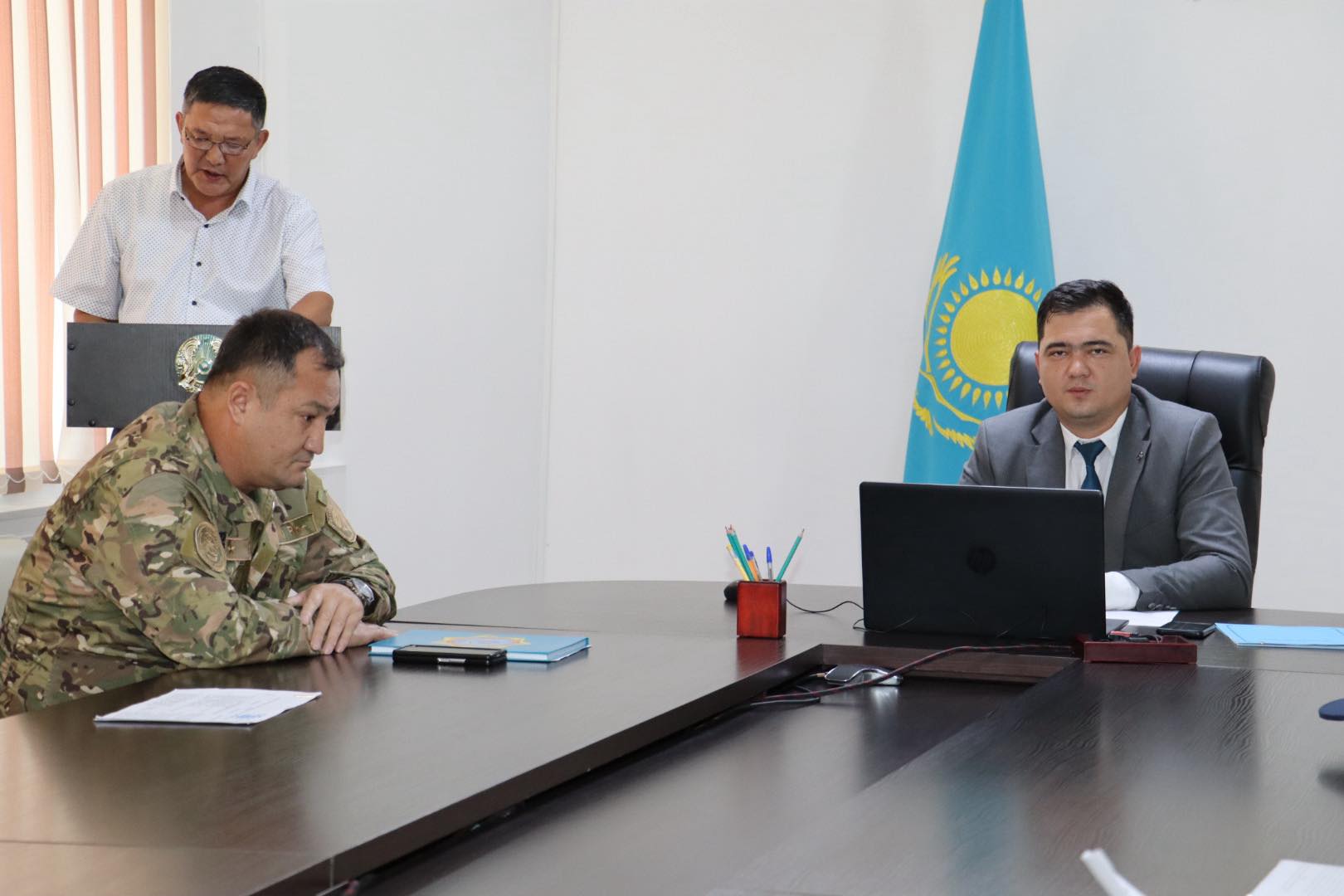 Аудан әкімдігінің мәжіліс залында аудандық төтенше жағдайлардың алдын алу және жою жөніндегі комиссияның кезекті отырыс өтті