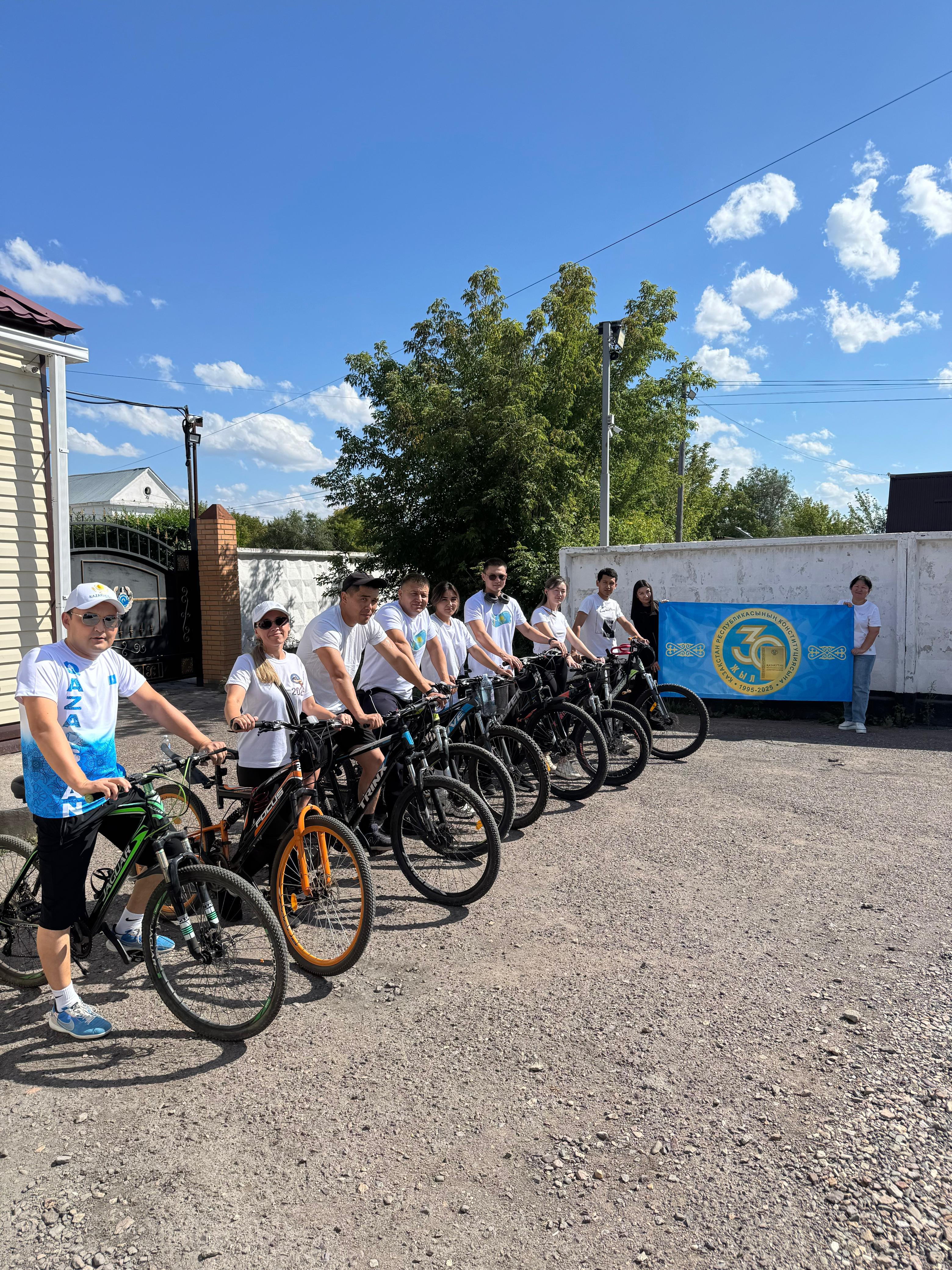 Anniversary of the Constitution Celebrated with a Bike Ride by Karaganda Region Correctional Officers