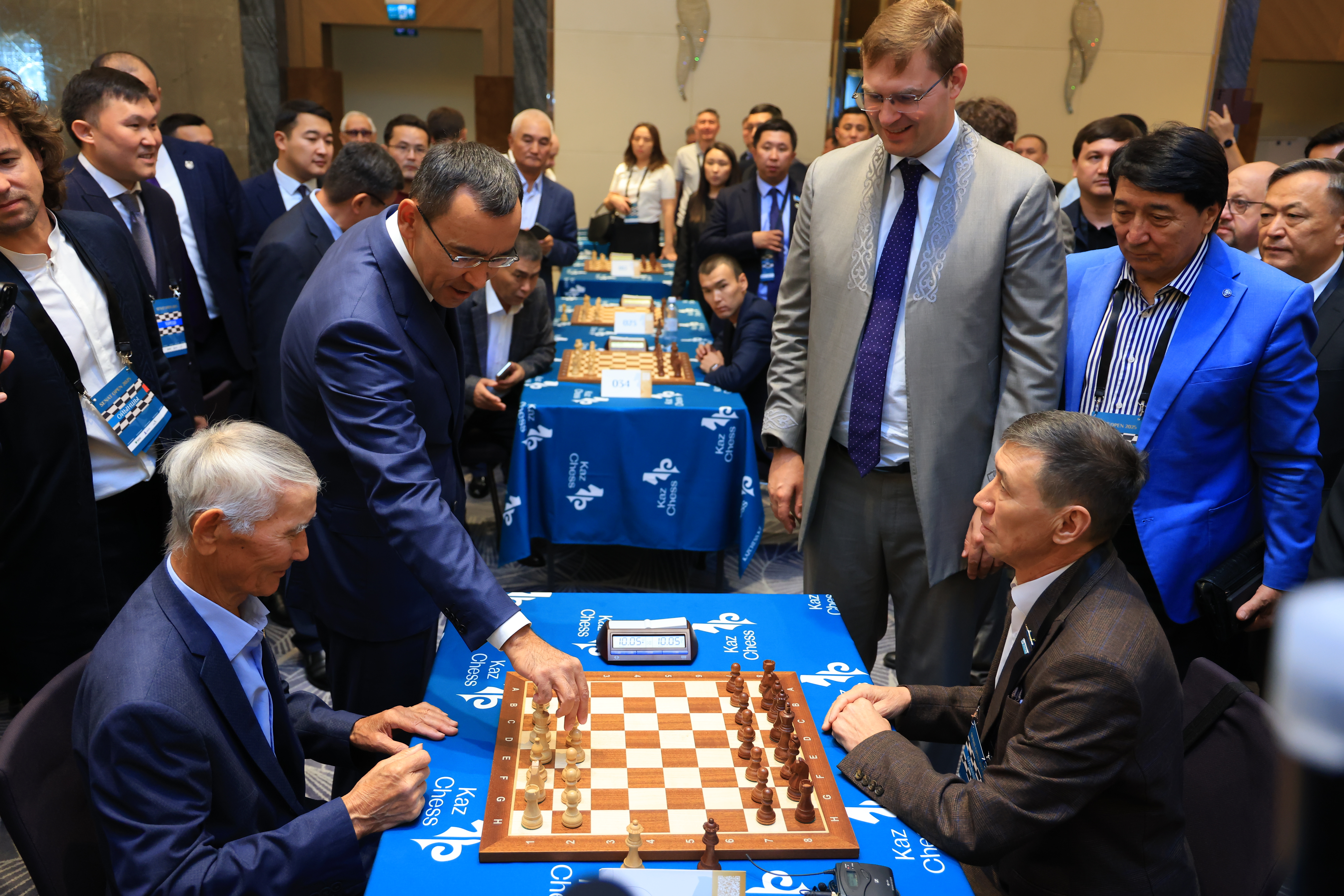 Стратегия, шеберлік және бірлік: Қарағанды делегациясы «Senat open 2025» финалында